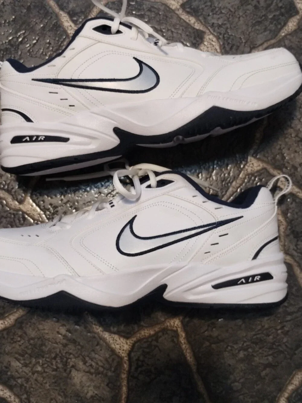 Nike Air Monarch IV Wide width men's workout shoes 11.5 NEW NO BOX